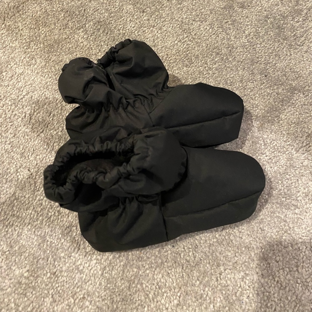 H&M insulated boot socks 6-7.5